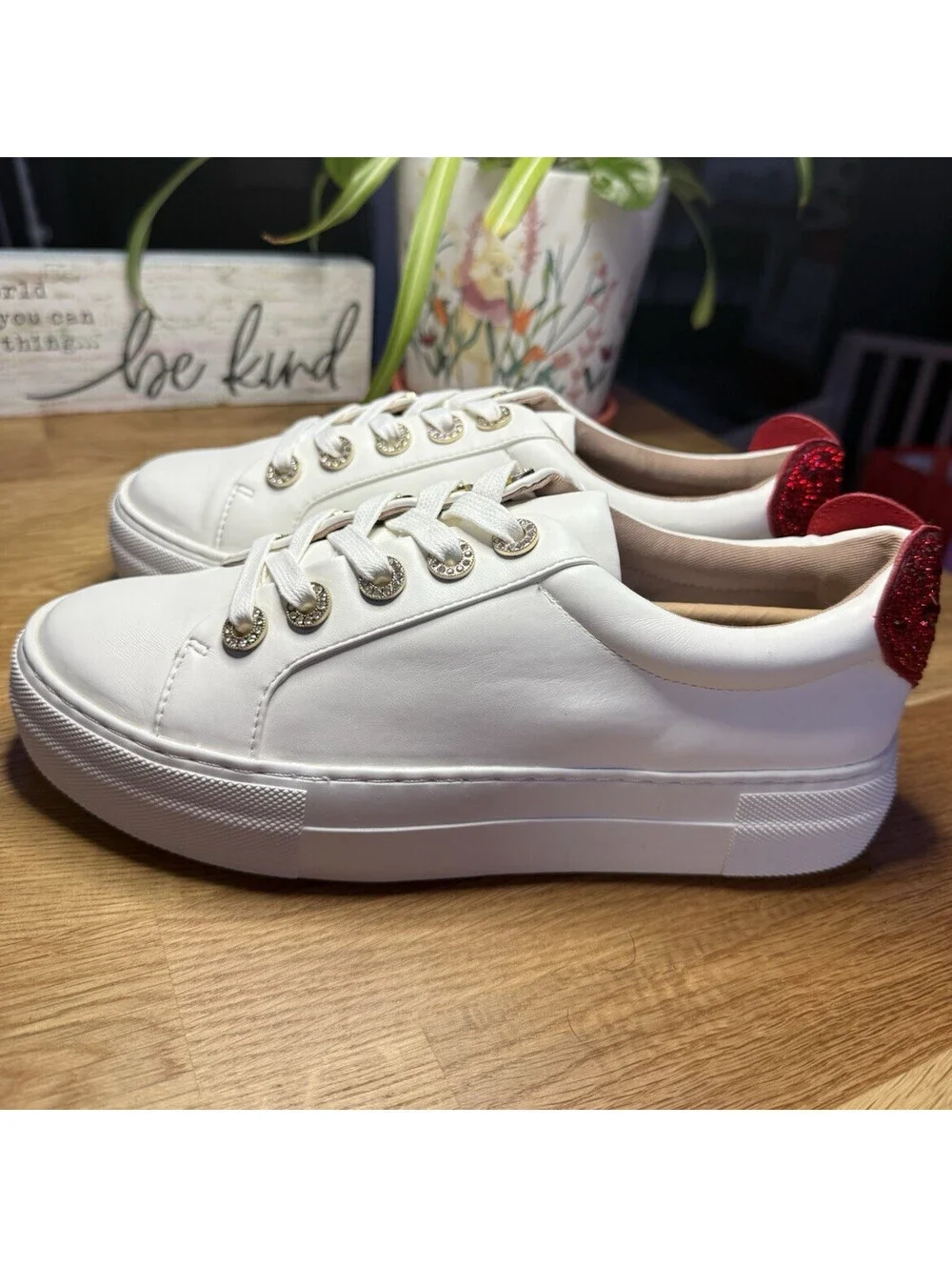 White/Red Solid Low Top Lace-Up Cushioned Comfort Athletic Sneaker Heart